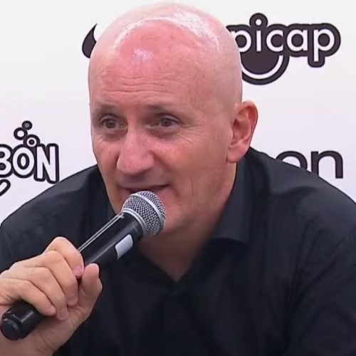 El entrenador uruguayo Pablo Repetto deja de ser el técnico de Atlético Nacional